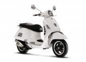 2013 Vespa GTS 300 IE Super photo